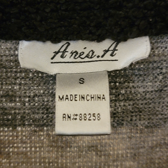 Aris.A red, gray, red, and black cardigan, size small - Picture 8 of 8